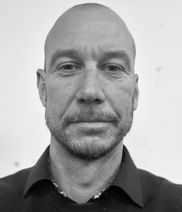 Headshot of SMT member Paul Winyard